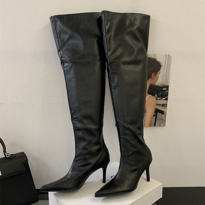 Eilyken 2026 Winter Design Ple - Street Fashion Rome 2026 recension och pris