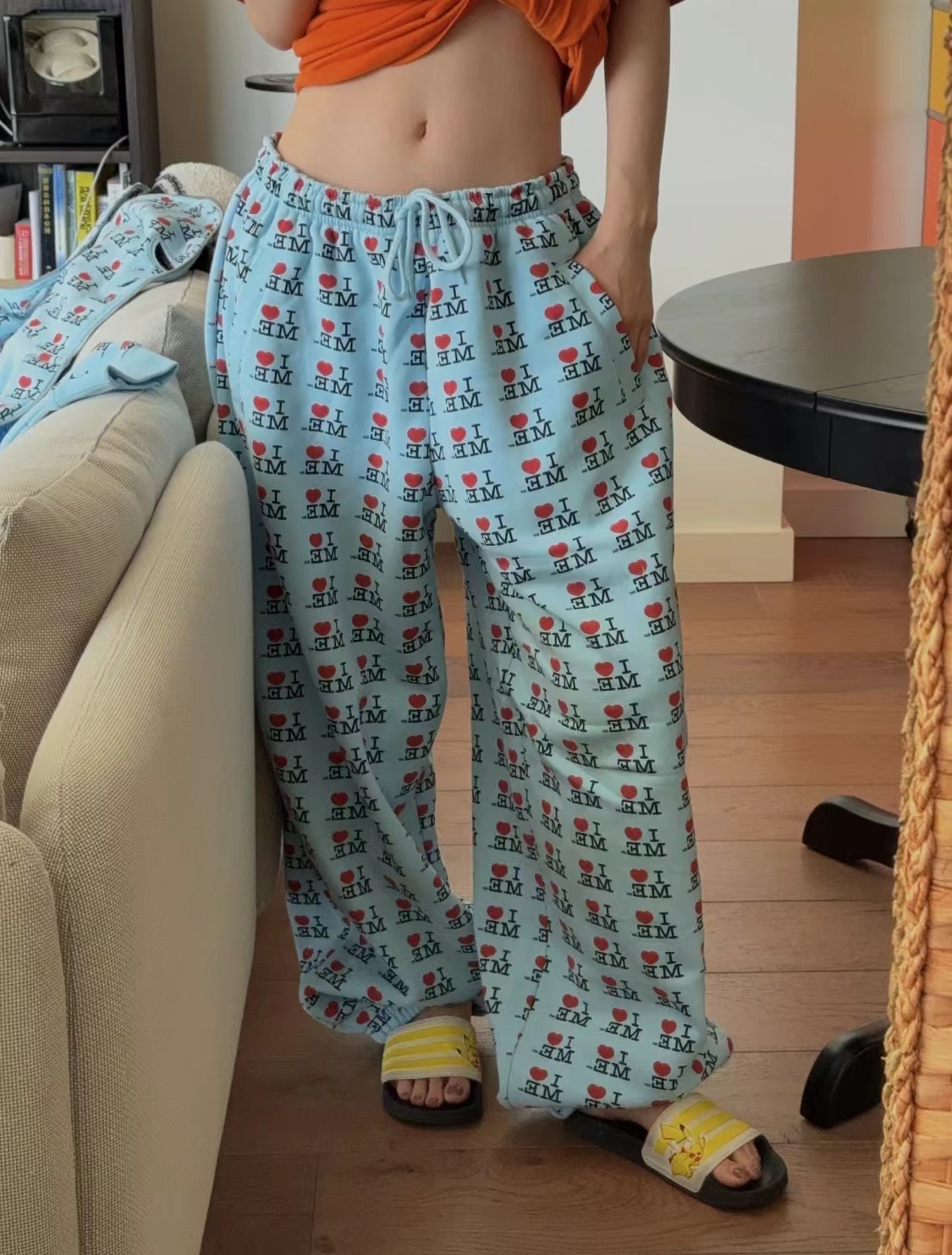 London Gen Z Girl Subculture Y - Street Fashion Gen Z recension och pris
