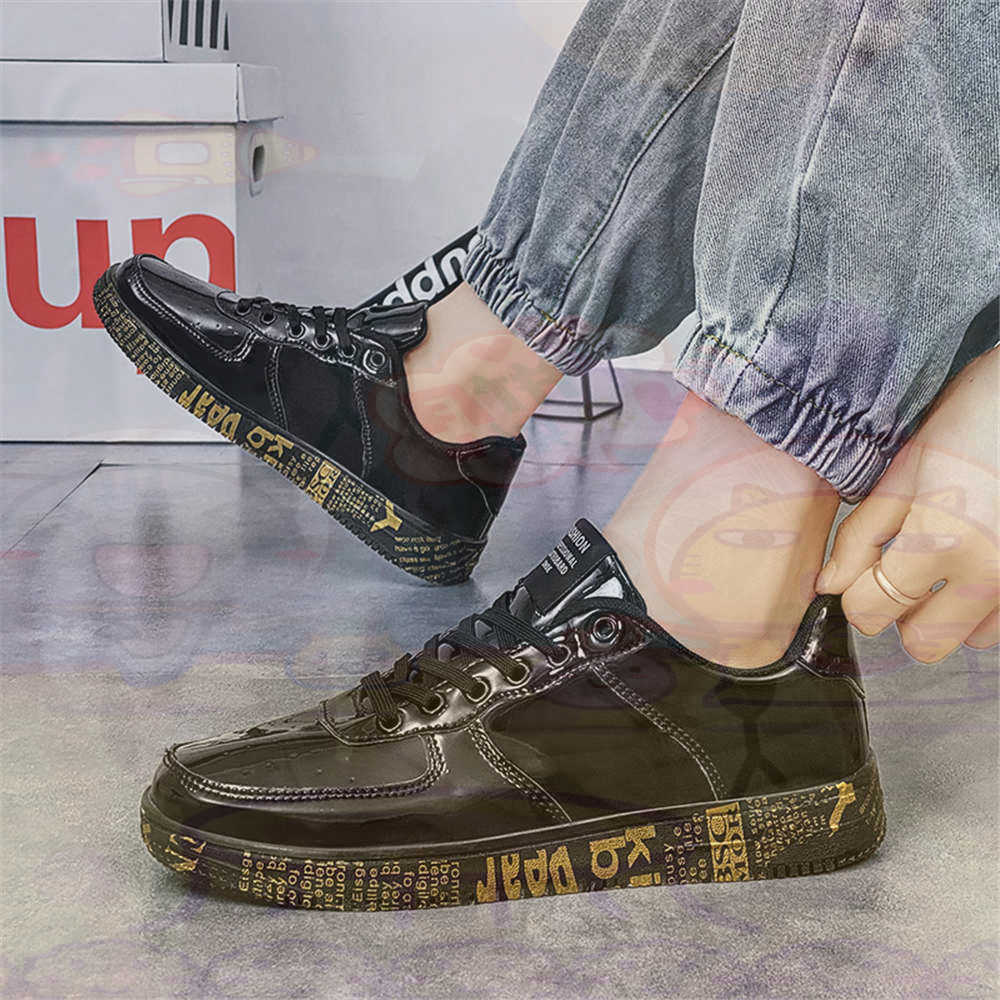 Round Foot Size 45 Sneakers Wh - Street Fashion In Vietnam recension och pris